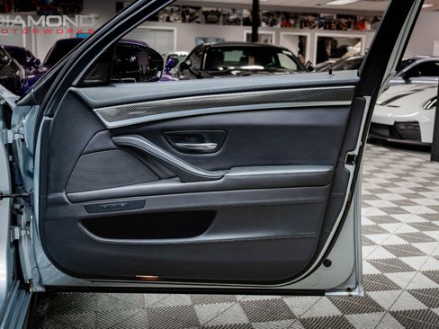 Used 2015 BMW M5 image 99