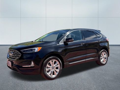 Used 2022 Ford Edge Titanium w/ Equipment Group 301A AWD/4WD image 4