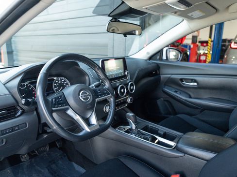 Used 2022 Nissan Sentra SV FWD image 15