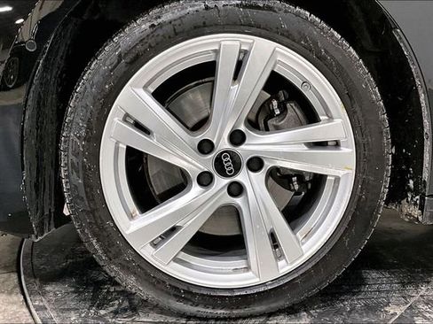 Certified 2025 Audi A5 2.0T Premium w/ Convenience Package image 8