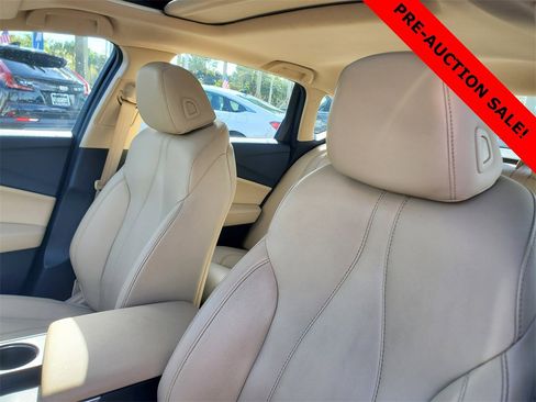 Used 2021 Acura TLX SH-AWD image 16