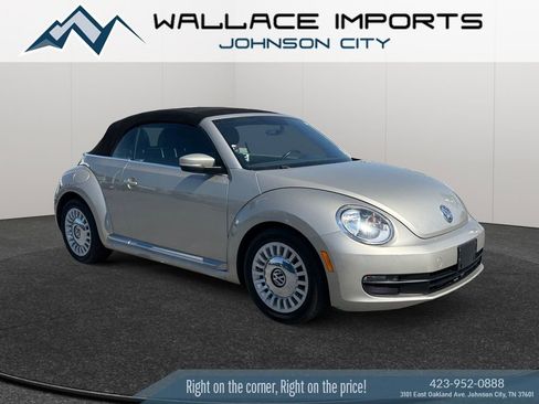 Used 2013 Volkswagen Beetle 2.5 FWD image 8
