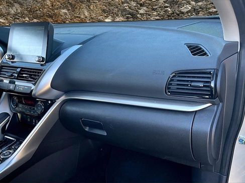 Used 2023 Mitsubishi Eclipse Cross SE image 15