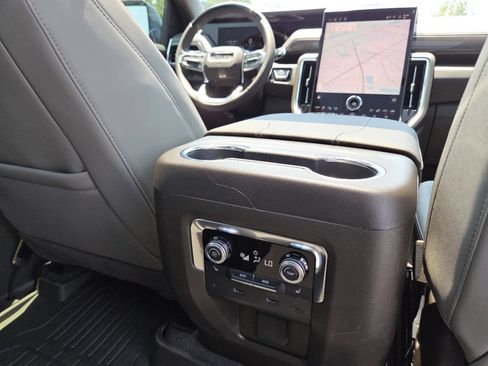 New 2026 GMC Yukon XL Elevation w/ Elevation Premium Package AWD/4WD image 29
