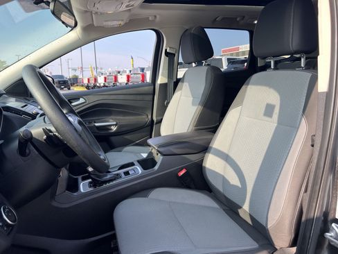 Used 2017 Ford Escape SE AWD/4WD image 21