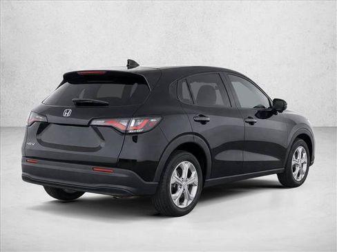 Used 2024 Honda HR-V LX image 7