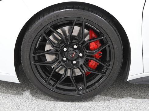 Used 2024 Chevrolet Corvette Z06 image 28