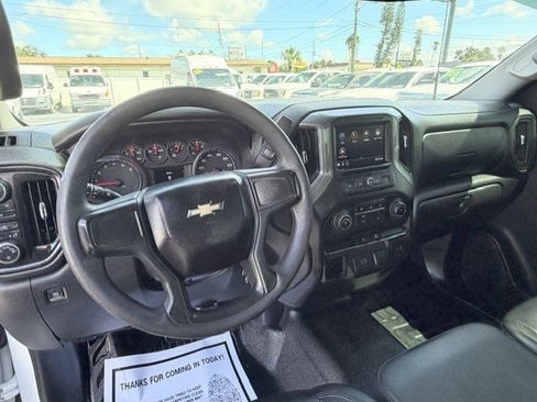 Used 2020 Chevrolet Silverado 2500 W/T AWD/4WD image 14