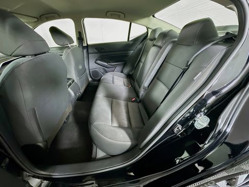 Used 2024 Nissan Altima 2.5 SV FWD image 25