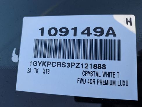 Used 2023 Cadillac XT6 Premium Luxury w/ Technology Package image 36