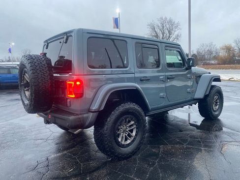 Used 2025 Jeep Wrangler Unlimited Rubicon 392 image 7