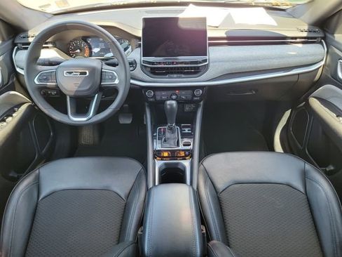 Used 2024 Jeep Compass Latitude AWD/4WD image 16
