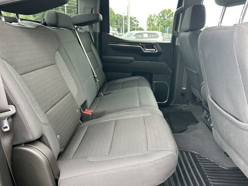 Used 2023 Chevrolet Silverado 1500 LT AWD/4WD image 16