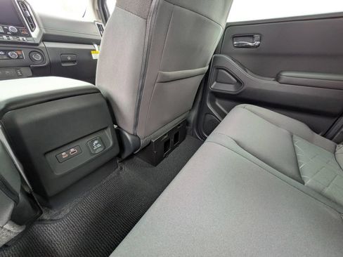 New 2026 Nissan Frontier SV w/ SV Convenience Package AWD/4WD image 29