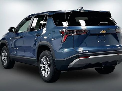 Used 2025 Chevrolet Equinox LT FWD image 5