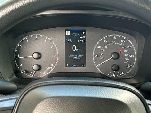 Used 2024 Toyota Corolla LE FWD image 20