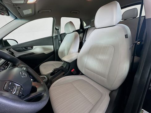 Used 2023 Hyundai Kona SEL w/ Cargo Package image 13