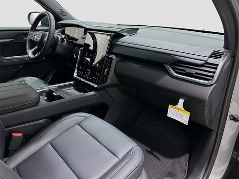 New 2026 GMC Acadia Elevation w/ Black Edition image 31