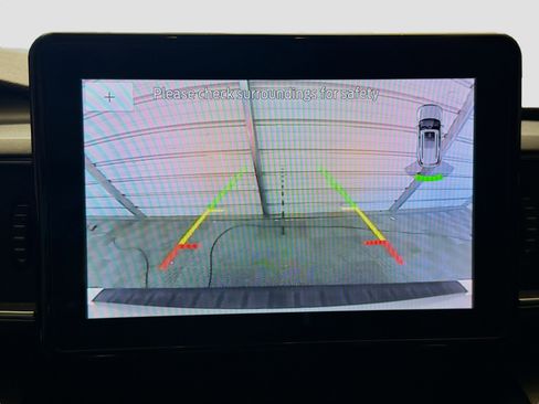 Used 2020 Ford Explorer XLT w/ Equipment Group 202A image 16