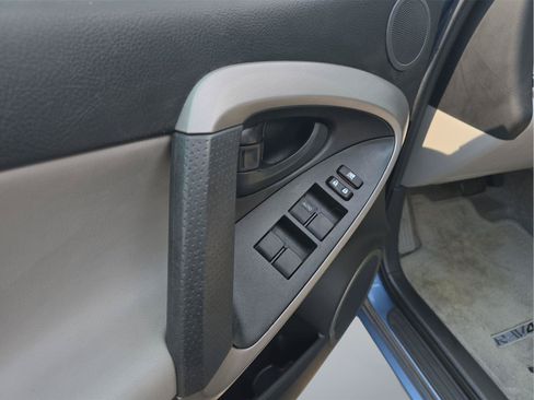 Used 2008 Toyota RAV4 4WD image 20