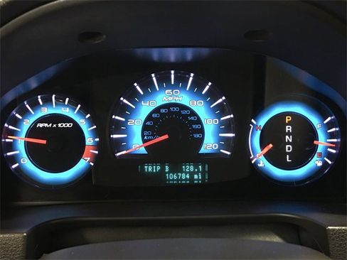 Used 2010 Ford Fusion SE image 5