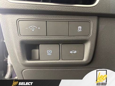 Used 2024 Hyundai Sonata SEL w/ Convenience Package FWD image 18