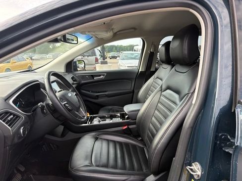 Used 2019 Ford Edge SEL w/ Equipment Group 201A AWD/4WD image 9
