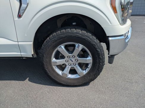 Used 2023 Ford F150 Lariat w/ Equipment Group 502A High AWD/4WD image 11
