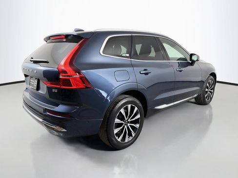 Certified 2023 Volvo XC60 B5 Plus w/ Climate Package FWD image 6
