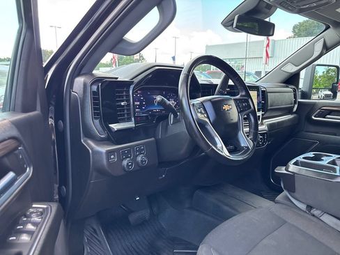 Used 2024 Chevrolet Silverado 2500 LT w/ All Star Edition AWD/4WD image 9