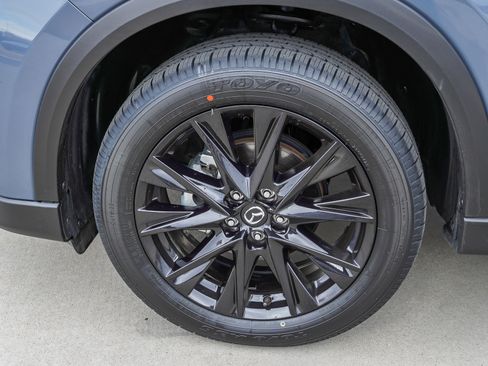 Used 2025 MAZDA CX-5 Carbon Edition image 12