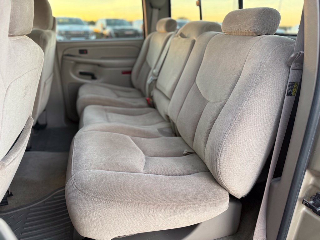 Used 2004 GMC Sierra 2500 SLE w/ Heavy-Duty Power Package AWD/4WD image 26