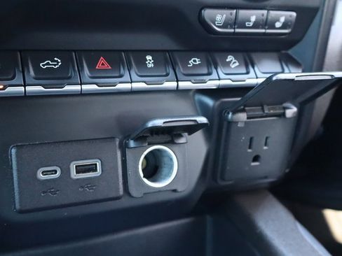 Used 2019 Chevrolet Silverado 1500 LTZ w/ LTZ Texas Edition image 31