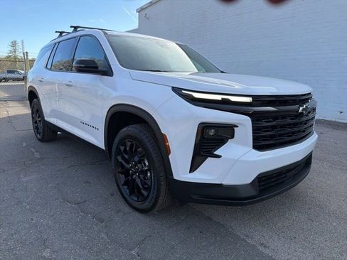 New 2026 Chevrolet Traverse LT w/ Midnight/Sport Edition image 8