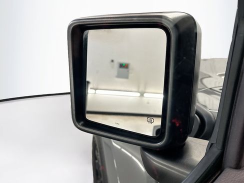 Used 2023 Jeep Wrangler Sahara image 16