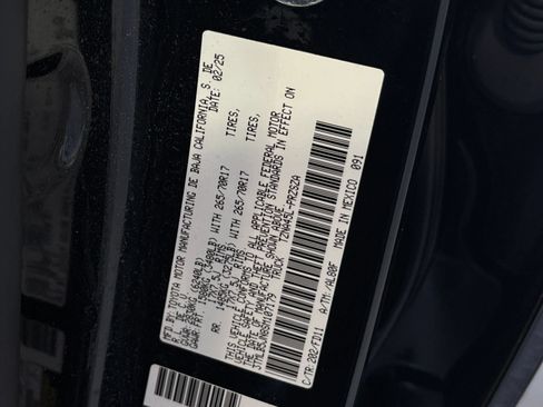 Used 2025 Toyota Tacoma TRD Off-Road AWD/4WD image 28