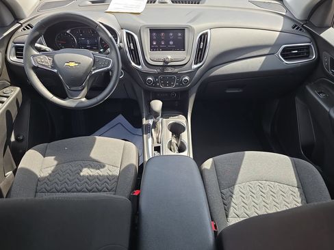Used 2024 Chevrolet Equinox LT FWD image 31