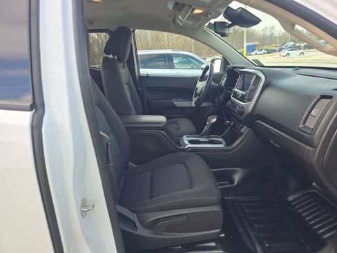 Used 2022 Chevrolet Colorado LT w/ Fleet Safety Package image 13