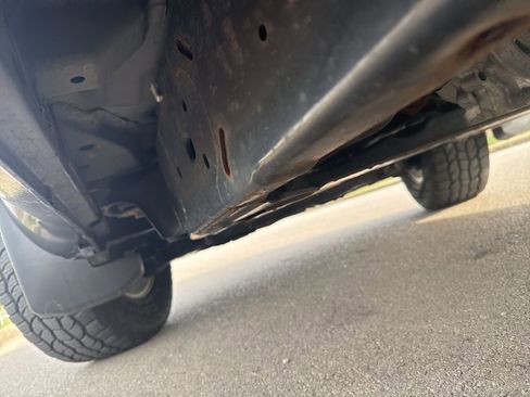 Used 2014 Nissan Frontier SV w/ SV Value Truck Package AWD/4WD image 17