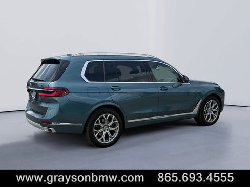 Used 2026 BMW X7 xDrive40i AWD/4WD image 3