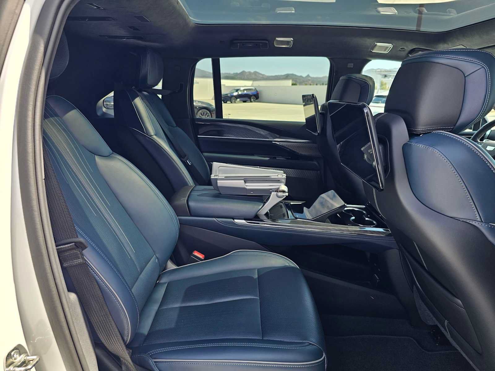 Used 2025 Cadillac Escalade IQ Sport 2 AWD/4WD image 12