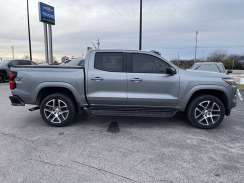 Used 2023 Chevrolet Colorado Z71 w/ Z71 Convenience Package 2 image 4
