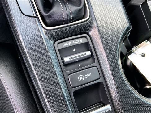 Used 2025 Honda Civic Sport image 28