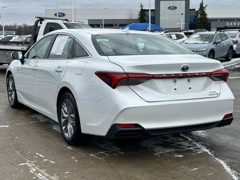 Used 2020 Toyota Avalon XLE image 5