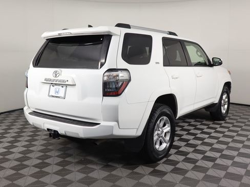 Used 2021 Toyota 4Runner SR5 image 5