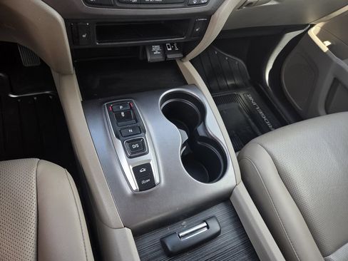 Certified 2022 Honda Ridgeline RTL image 11