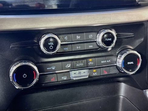 Used 2022 Ford F150 XLT w/ Equipment Group 302A High AWD/4WD image 18