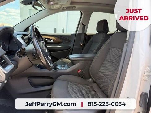 Used 2019 GMC Terrain SLE w/ Driver Convenience Package FWD image 12