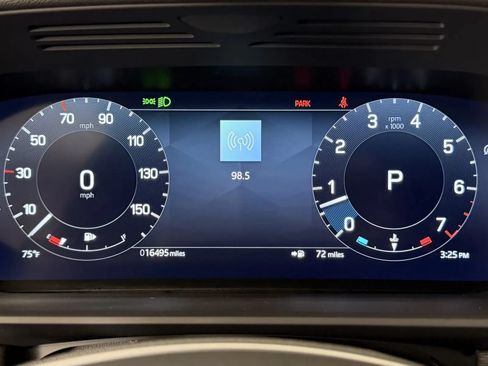 Used 2025 Land Rover Discovery Dynamic SE AWD/4WD image 20