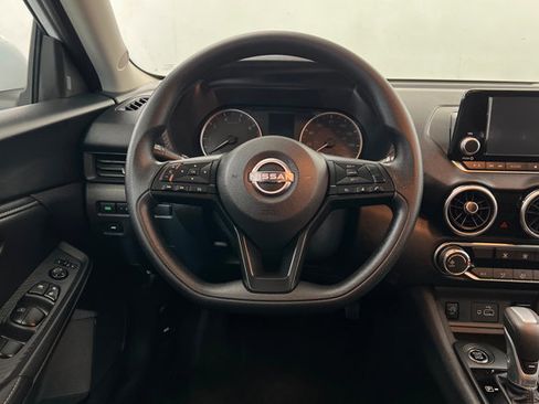 Used 2025 Nissan Sentra S FWD image 12